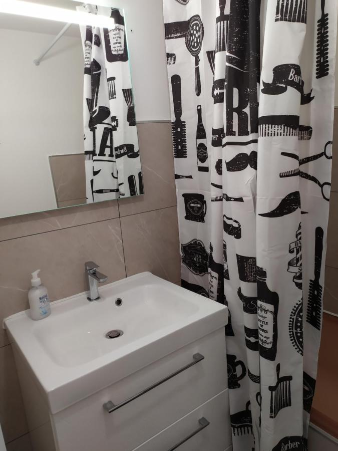 Appartamento Wilton Dinan Esterno foto